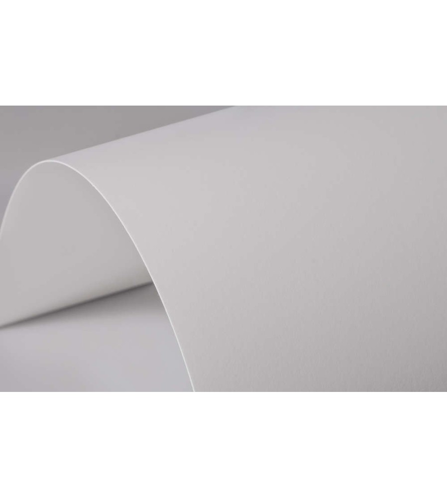 mediaJET Museum Natural Smooth
Natural white PhotoArt paper 17"x15m 310g/m²